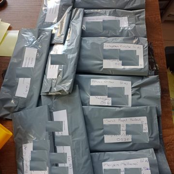 AdaFide tohum dağıtımı için hazırlanan kargo paketleri